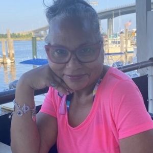 Meet your Posher, Joan